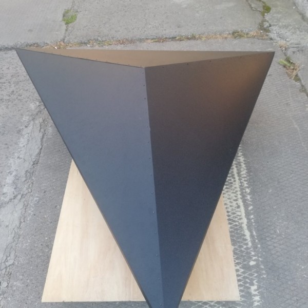 Треугольный зонт заказать в Минске от производителя